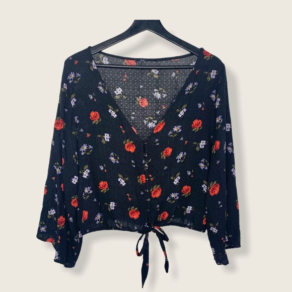 American Eagle Outfitters Tops - American Eagle Floral Tie Button Down V Neck Top